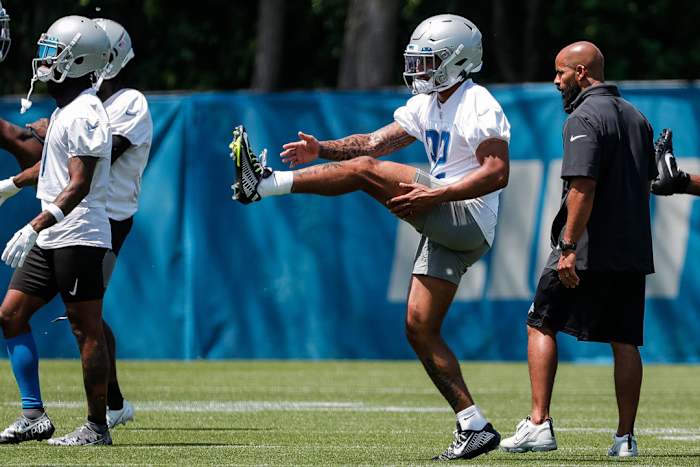 Detroit Lions Cam Sutton and Brian Branch at OTAs